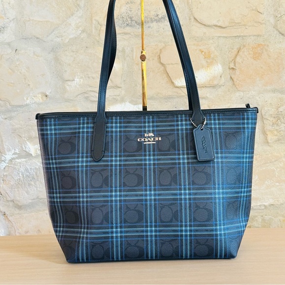 Coach Signature CC Plaid zip city tote handbag&wristlet Authentic NWT - Picture 3 of 14